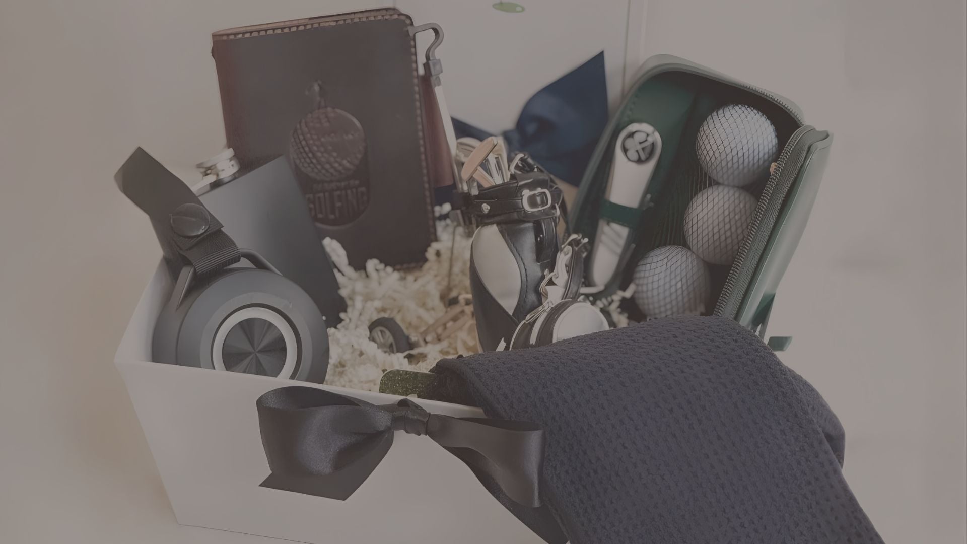 Men's golfing gift basket 