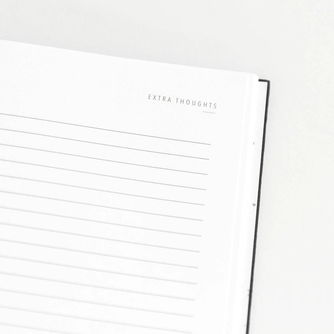 Honoring My Loved One: A Remembrance Journal: Deep Blue