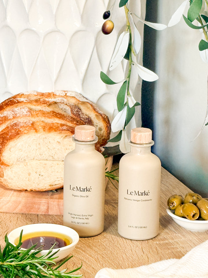Le Marké Olive Oil &amp; Balsamic Vinegar Gift Set with Sourdough Flatbread