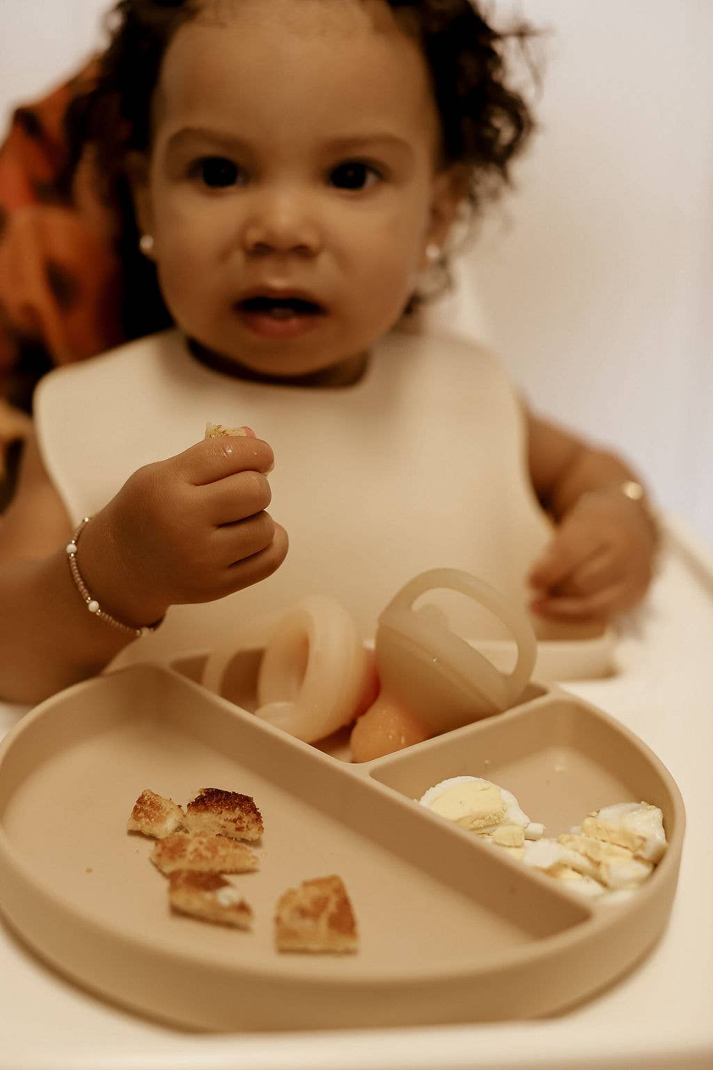 Silicone Baby Bib Roll Up &amp; Stay Closed - (Sand)