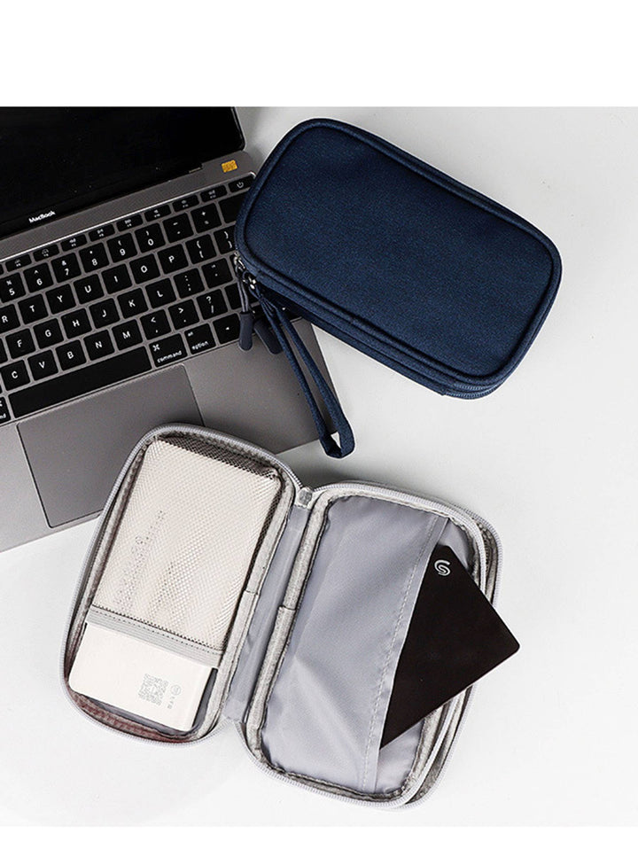 Electronic Organizer with 3 Compartments Travel Portable Bag: Black / S