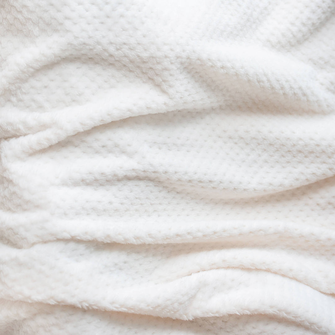Soft Waffle Weave - Fleece Blanket Lightweight Throw: Ivory-cream