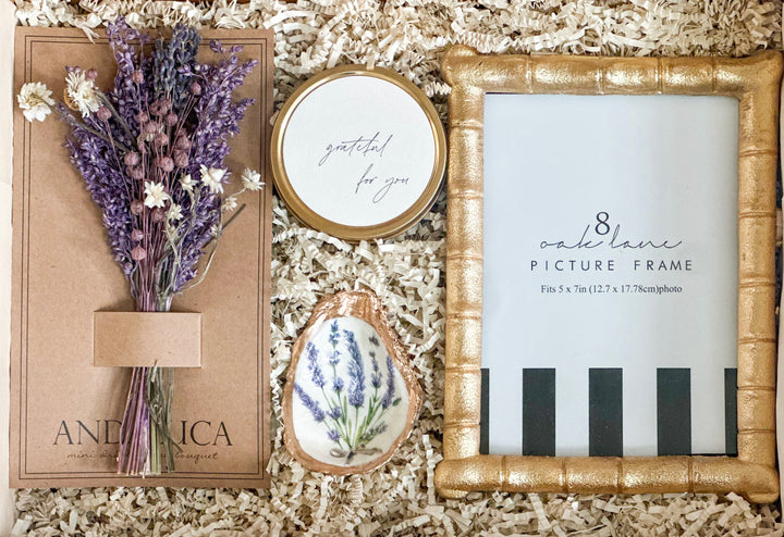 Elegant Gold Bamboo Frame &amp; Lavender Gift Box – Soy Candle, Oyster Dish &amp; Mini Bouquet, Perfect for Special Occasions &amp; Home Décor