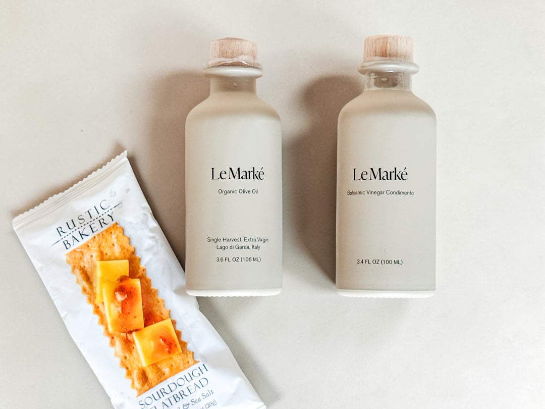 Le Marké Olive Oil &amp; Balsamic Vinegar Gift Set with Sourdough Flatbread