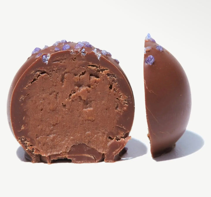 Milk Chocolate Piemonte, Hazelnut &amp; Praline Bonbon