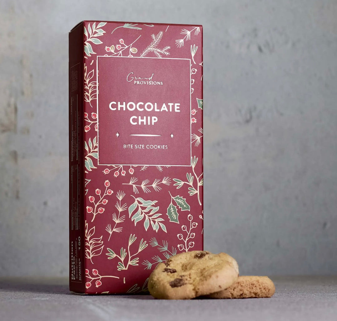 Holiday Chocolate Chip Cookies (2oz)