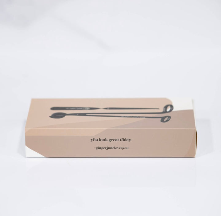 This candle maintenance set contains:       - 1 black wick trimmer, for keeping candle wicks cut short; promoting safety, prolonging the life of candles &amp; greatly reducing smoke during burning       - 1 black wick dipper for extinguishing candles with no smoke
